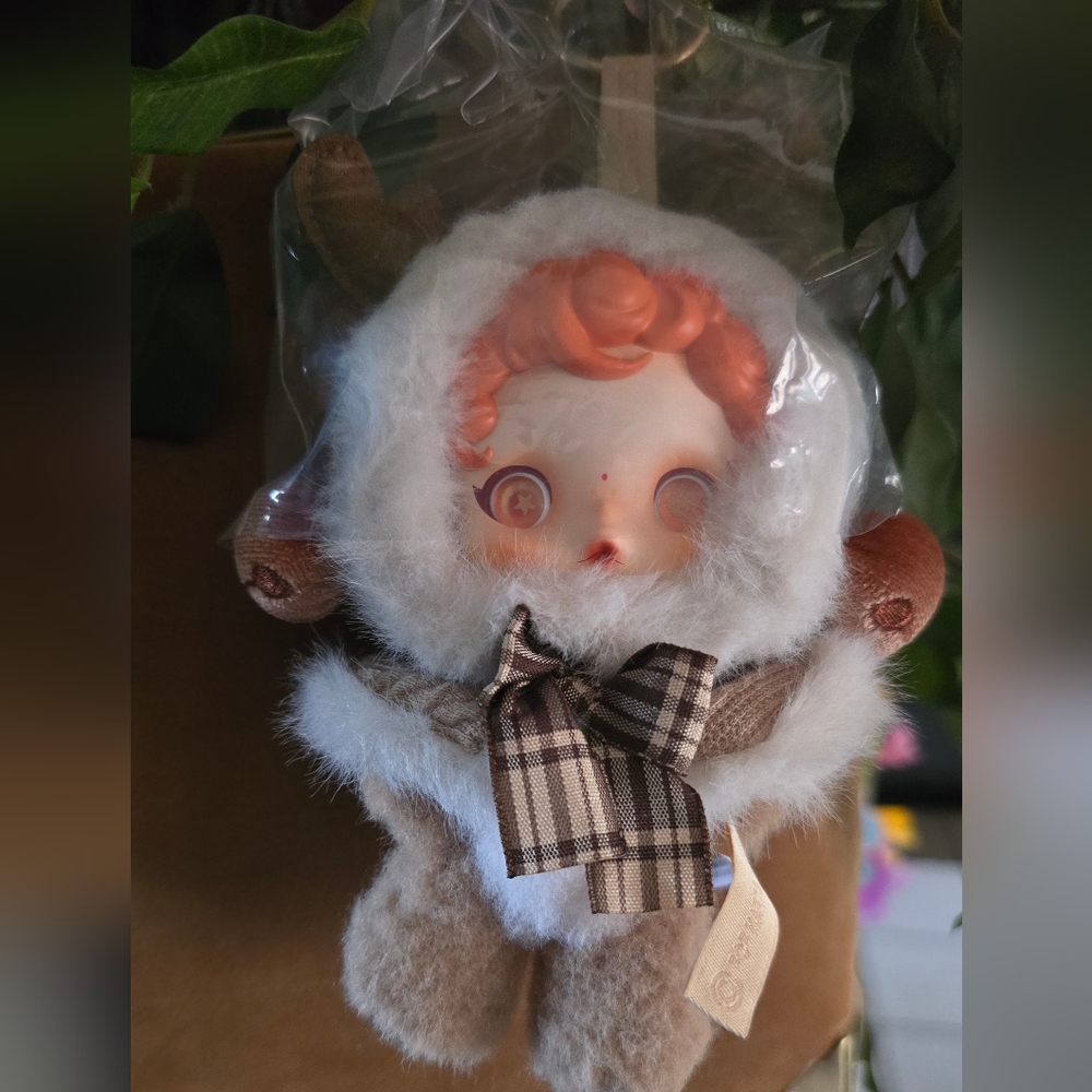 🆕️JustFab Purse & Pop Mart SKULLPANDA - Picture 2 of 9